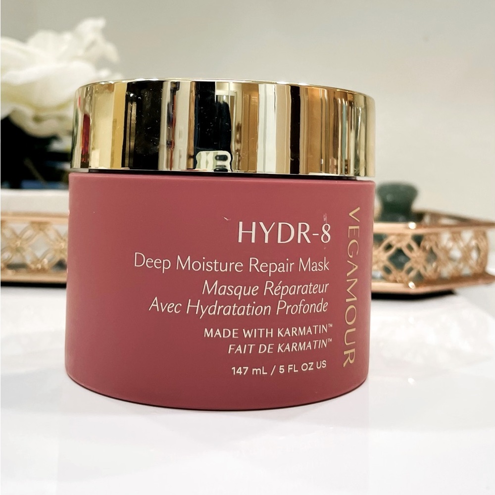Vegamour HYDR8 hair mask